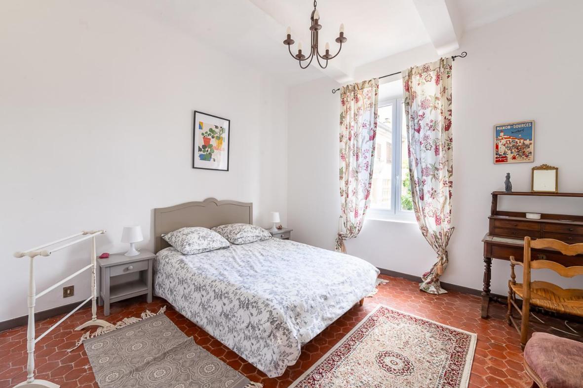 Maison De Maitre 230M² En Plein Coeur Du Village Camps-la-Source ภายนอก รูปภาพ