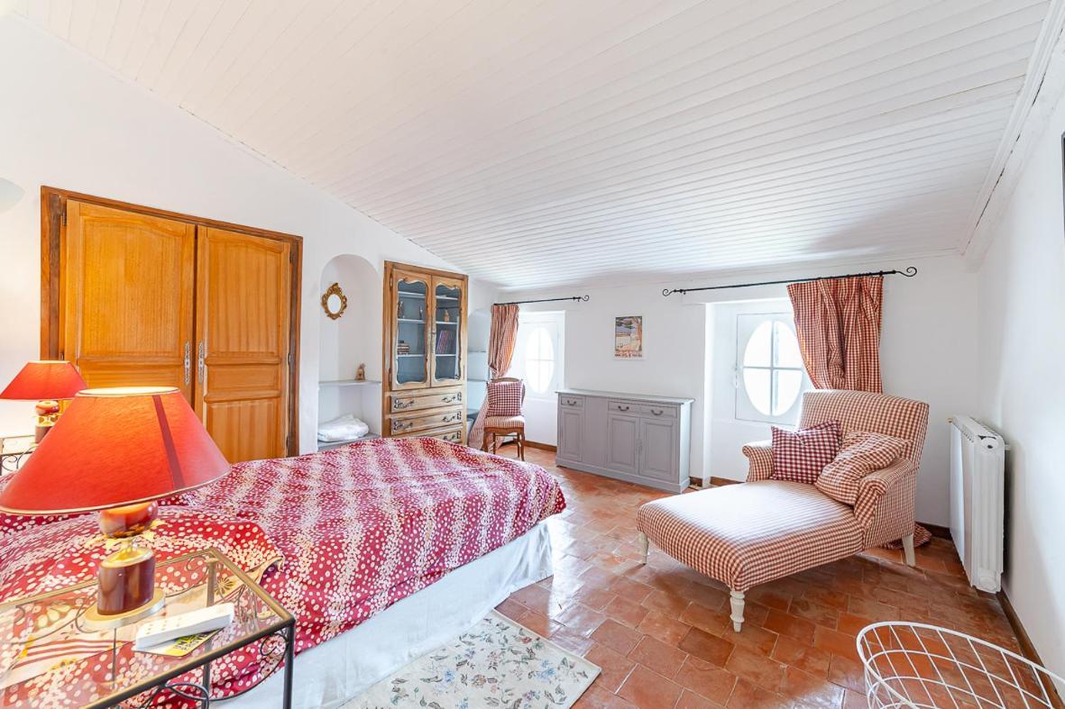 Maison De Maitre 230M² En Plein Coeur Du Village Camps-la-Source ภายนอก รูปภาพ